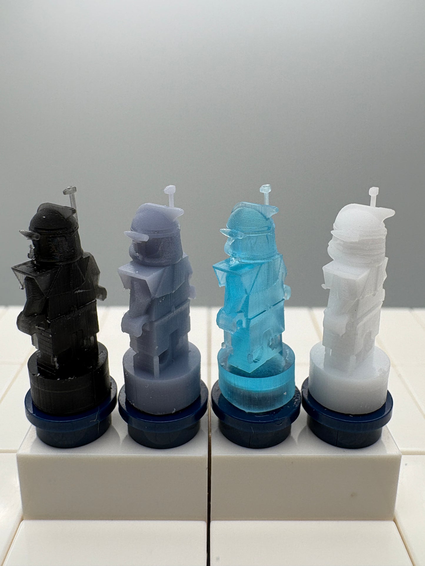 Hologram - Phase 1 Clone Trooper with Kama/Pauldron/Light/Range